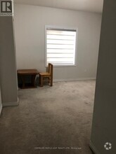 Building Photo - 25 Hawtrey Rd