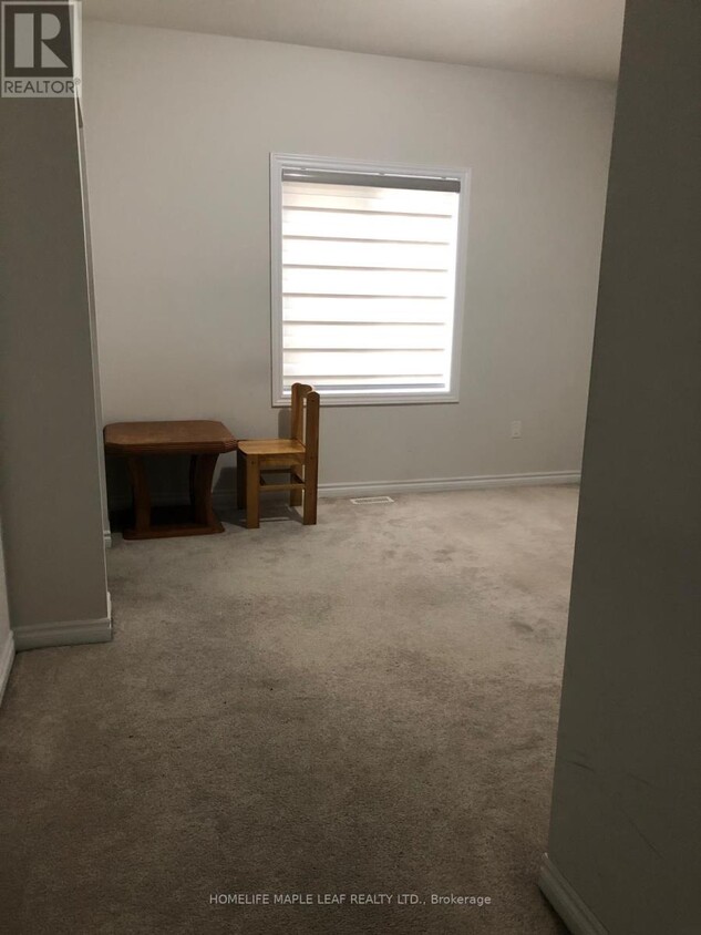 Primary Photo - 25 Hawtrey Rd