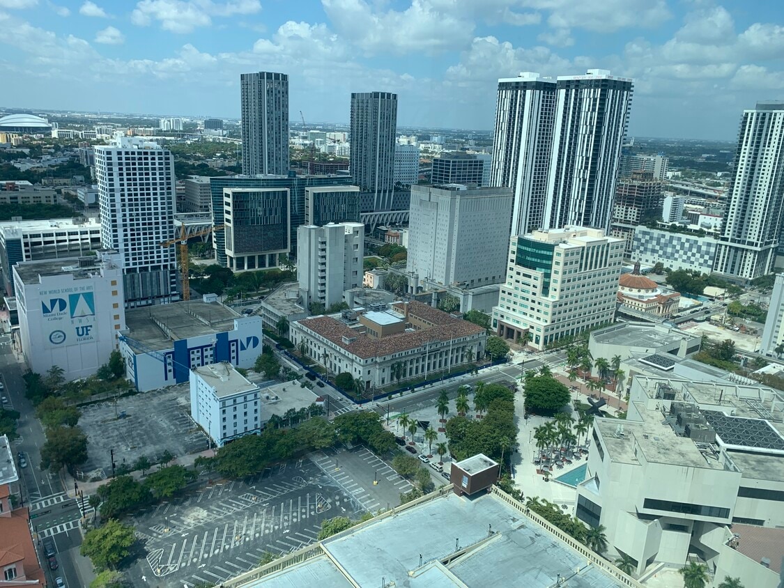 Photo - 133 NE 2nd Ave (Miami, FL)