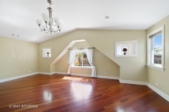 Foto del edificio - 3446 N Octavia Ave