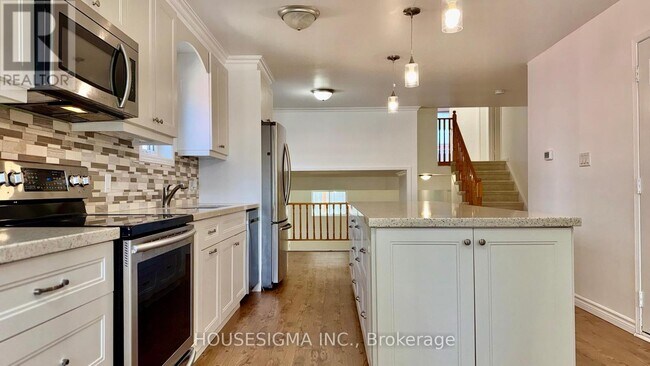 Building Photo - 57 Bushford St