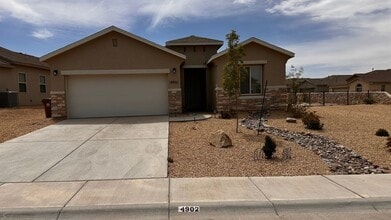 Building Photo - 4902 Arabela Dr