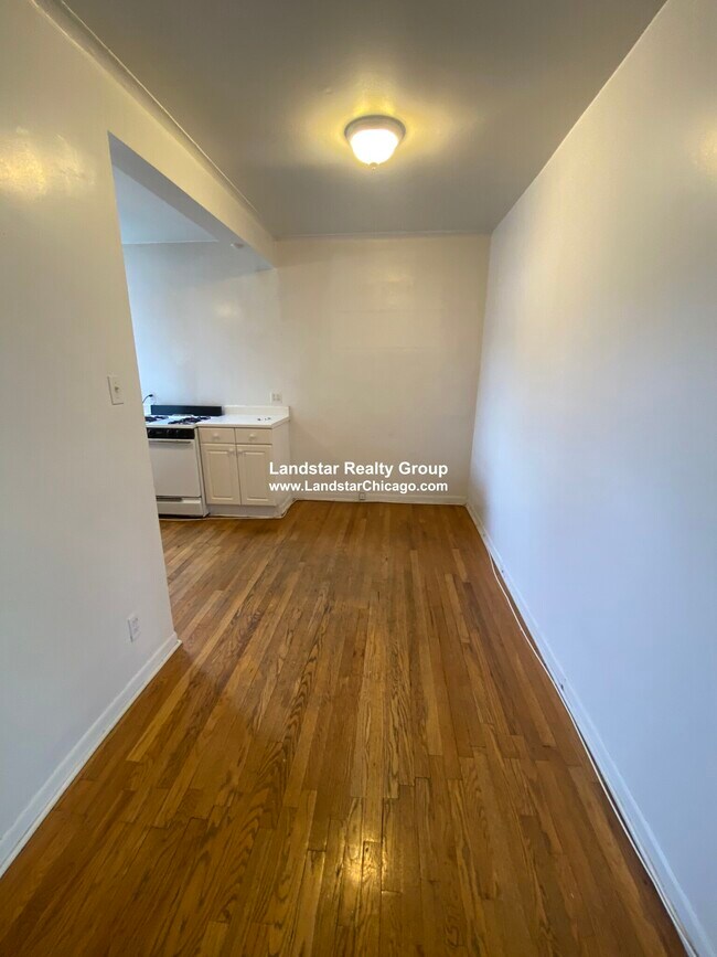 Building Photo - 4418 N Whipple St