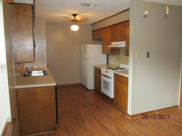 Foto del edificio - 501 Lynnewood Dr