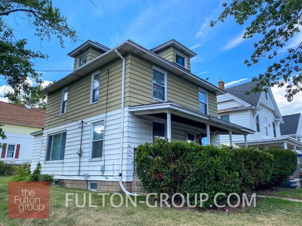 31 Diamond Ave SE, Grand Rapids, MI 49506 House Rental in Grand