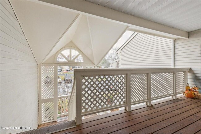 Building Photo - 8 White Oak Ct