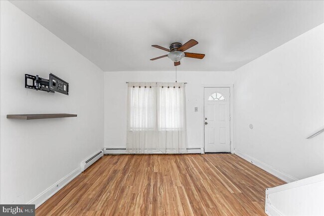 Foto del edificio - 632 Taylor Ave