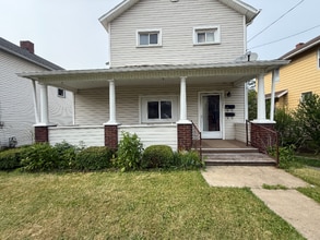 Building Photo - 102 W Chartes St