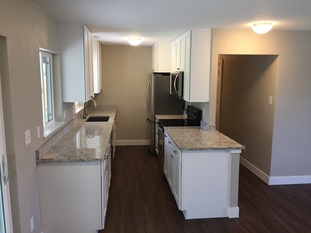Building Photo - 5290 Highline Pl