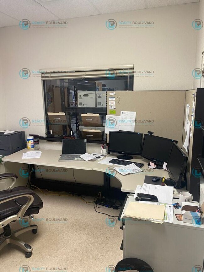 Foto del edificio - 5401 Longley Ln
