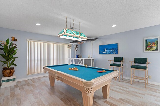 Building Photo - 1345 Sailboat Cir