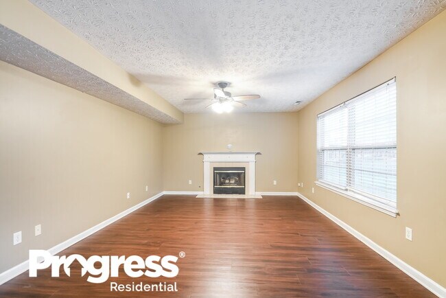 Building Photo - 7130 Silver Lake Dr