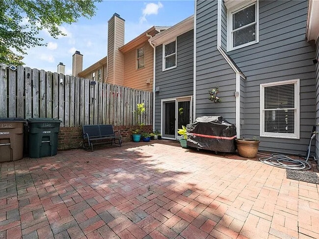 Building Photo - Build Equity While Leasing - Lease to Own