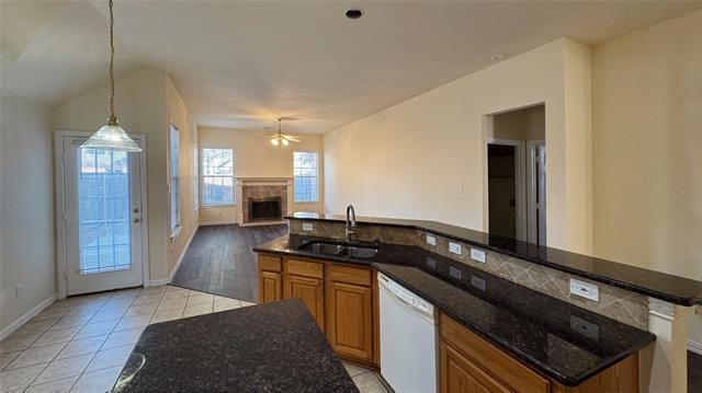 Building Photo - 405 Colony Dr