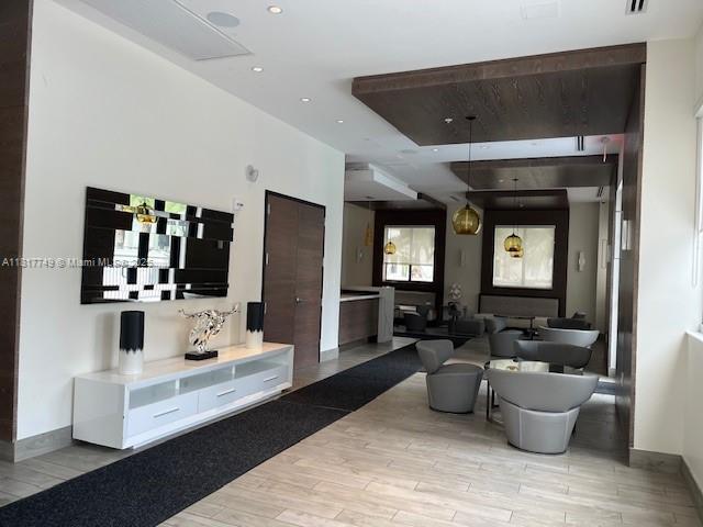 Foto del edificio - 999 SW 1st Ave