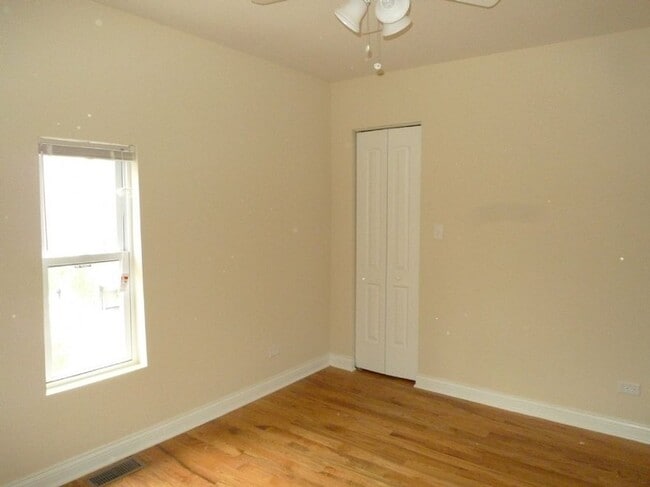 Building Photo - 1608 N Bosworth Ave