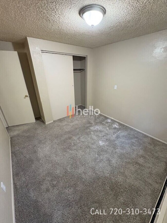 Foto del edificio - 4740 Scenic Cir
