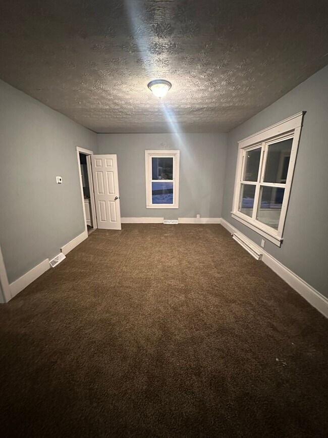 Foto del edificio - Lease To Purchase | 4 Bedrooms | 1.5 Bath | Single Family Home