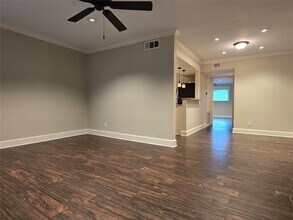 Building Photo - 11550 Chimney Rock Rd