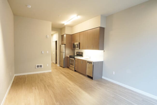 Building Photo - Sellwood-Great Modern Studio w/Dishwasher ...