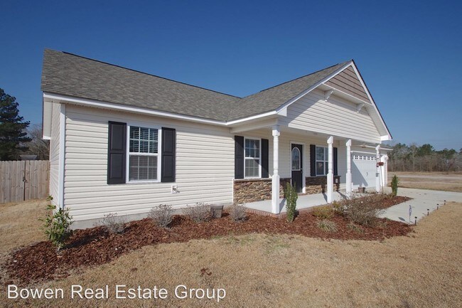 Building Photo - 228 Rowland Dr