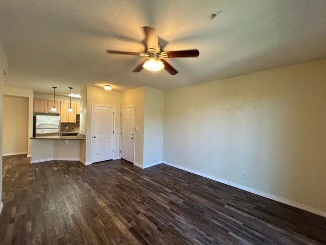 Building Photo - Heart of Fort Collins: Modern Condo + $200...