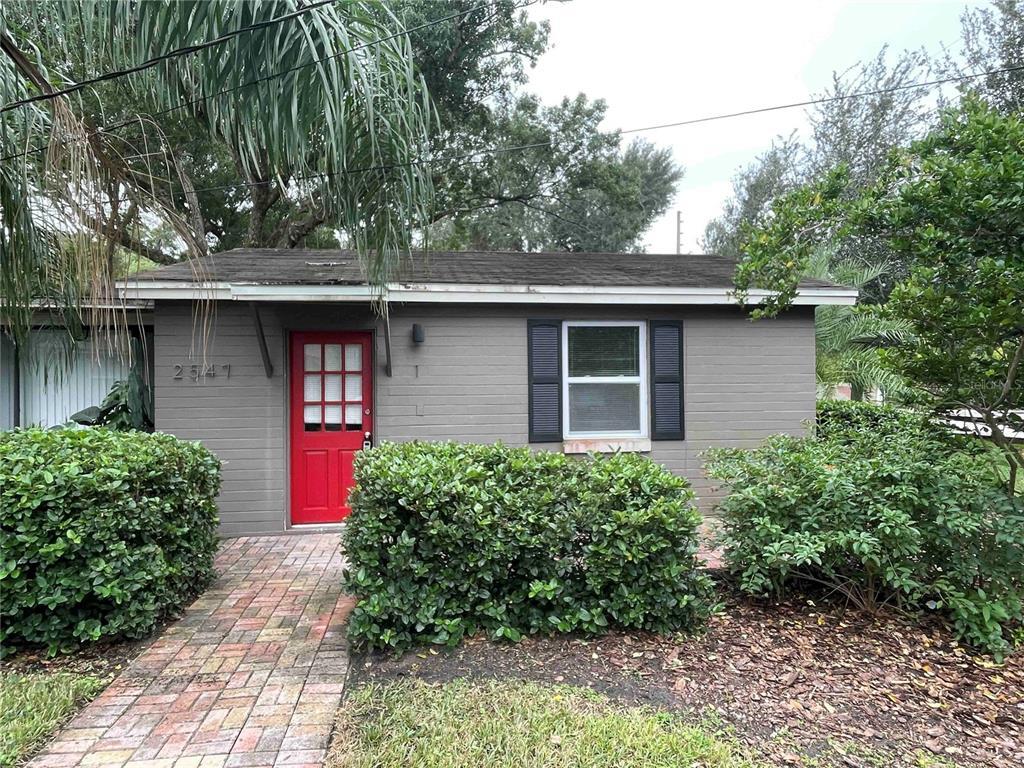 Primary Photo - 2547 S Mills Ave