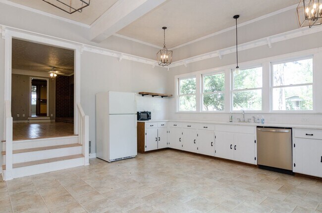 Foto del edificio - 2120 Old Winter Park Rd