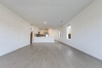 Building Photo - 1528 Crowson Rdg