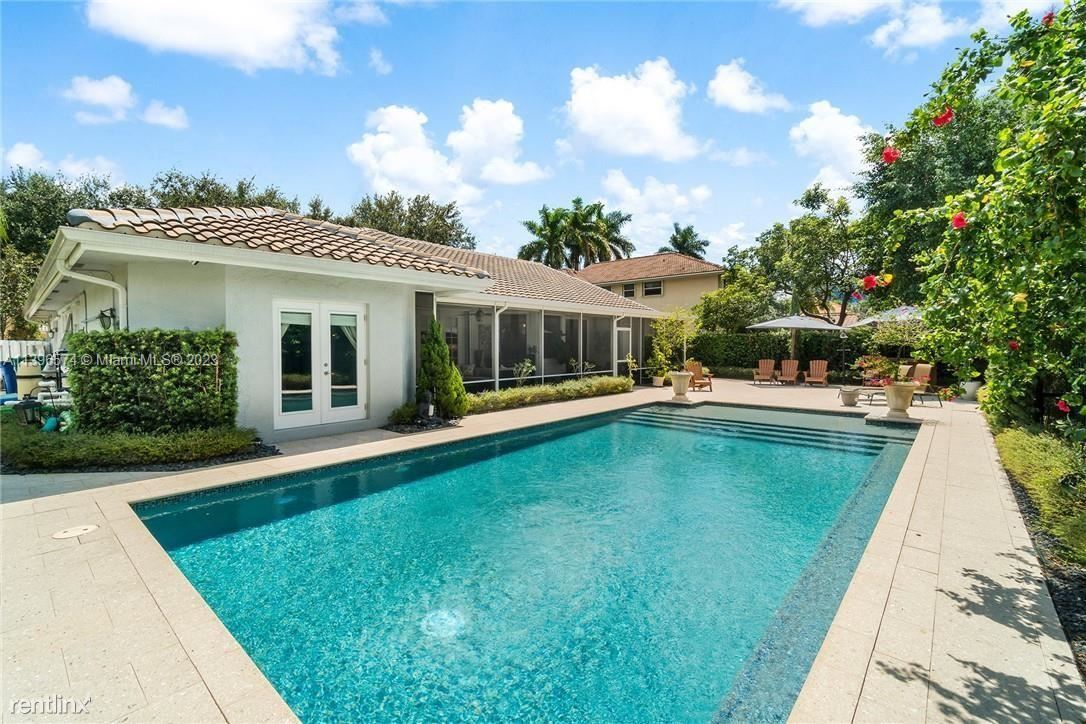 Primary Photo - 4 br, 2.5 bath House - 3604 Barbados Ave