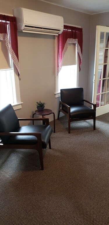 Foto del edificio - 182 Fort Pond Inn Rd