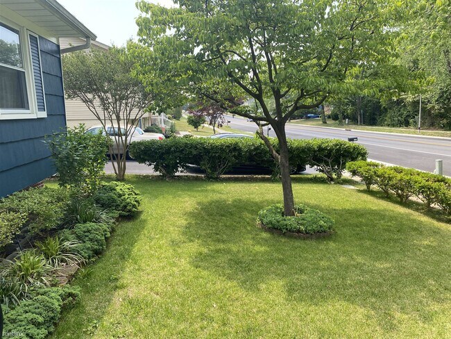 Foto del edificio - 4 br, 2.5 bath House - 515 Old Mill Road
