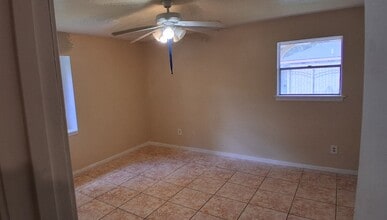 Building Photo - 4315 Baneway Dr