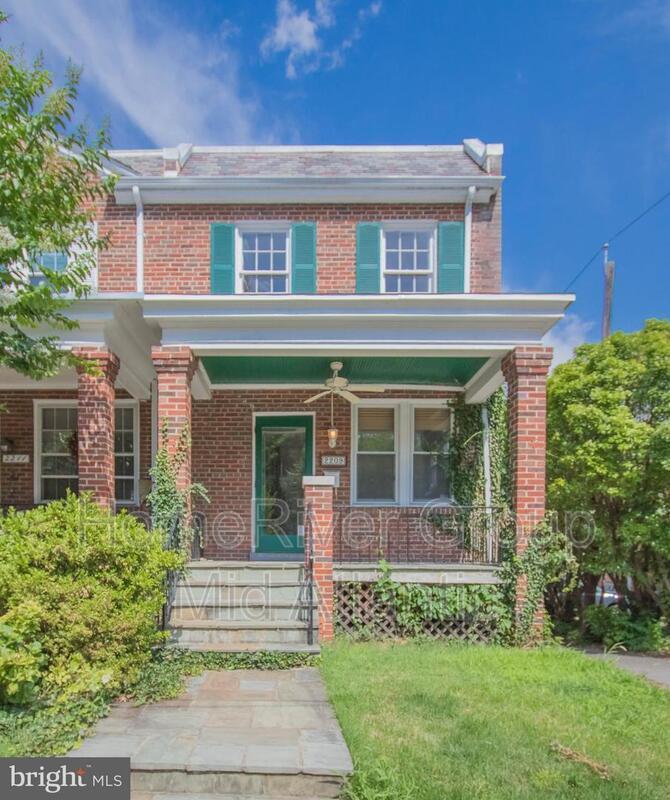 Primary Photo - 2209 39th Pl NW