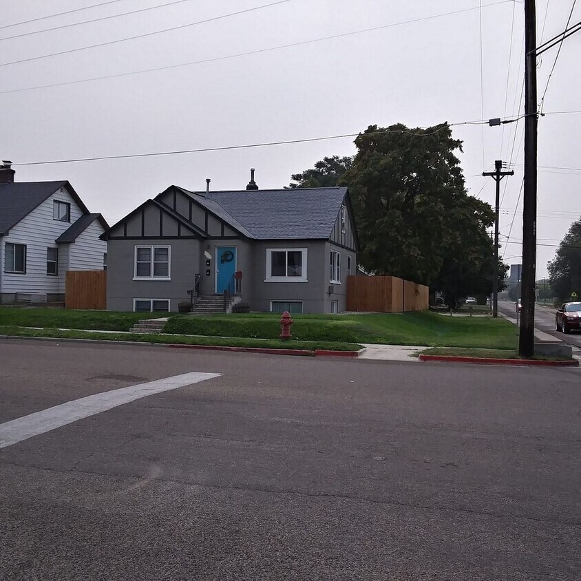 Foto principal - Nice Corner Lot