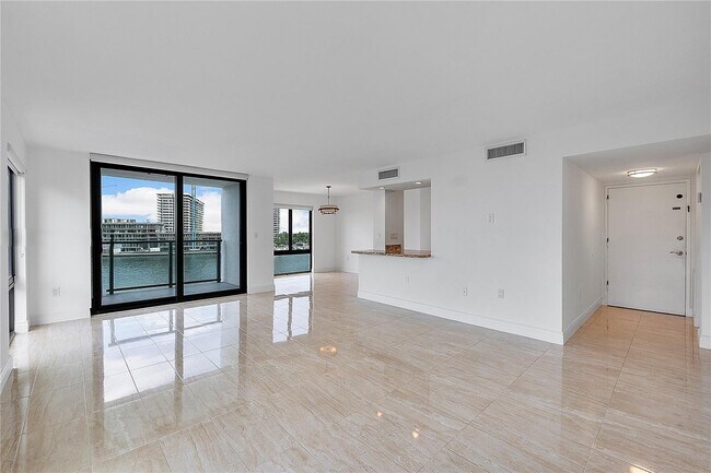 Foto del edificio - 1600 S Bayshore Ln