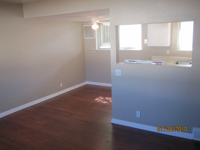 Foto del edificio - 2543 Evening Dove Cir