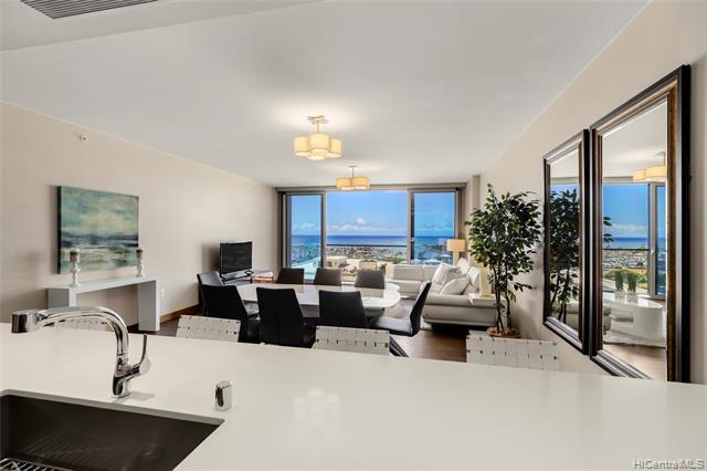 Building Photo - 1555 Kapiolani Blvd