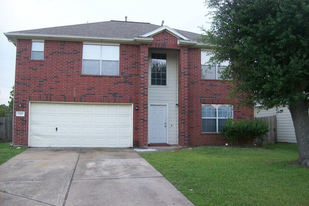 Foto principal - 15007 Kingsbridge Way