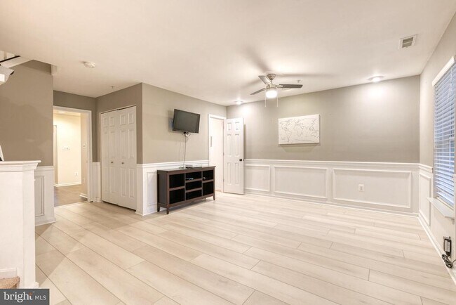Building Photo - 2 Millhaven Ct