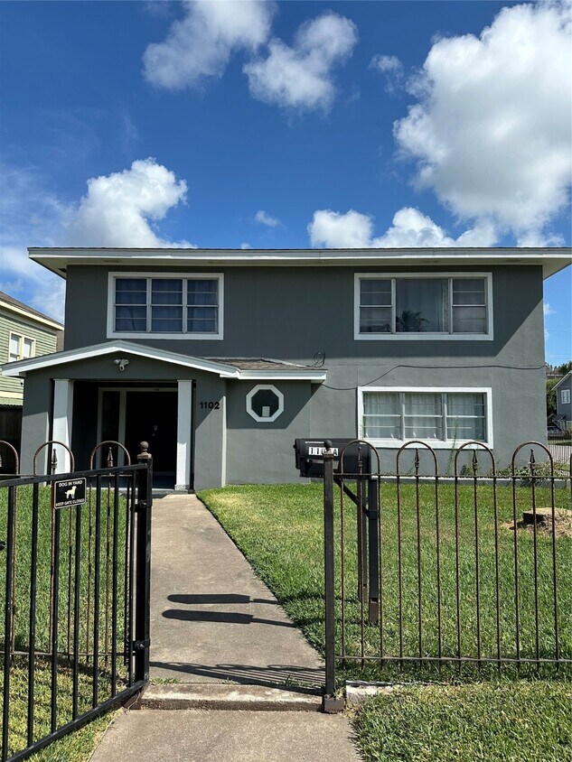 Foto principal - 1102 Winnie St