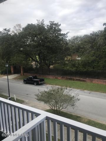 Foto del edificio - 208 Metcalf St