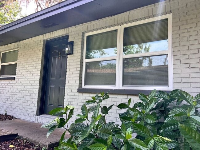Photo - 9316 Eastfield Rd-A Apartment