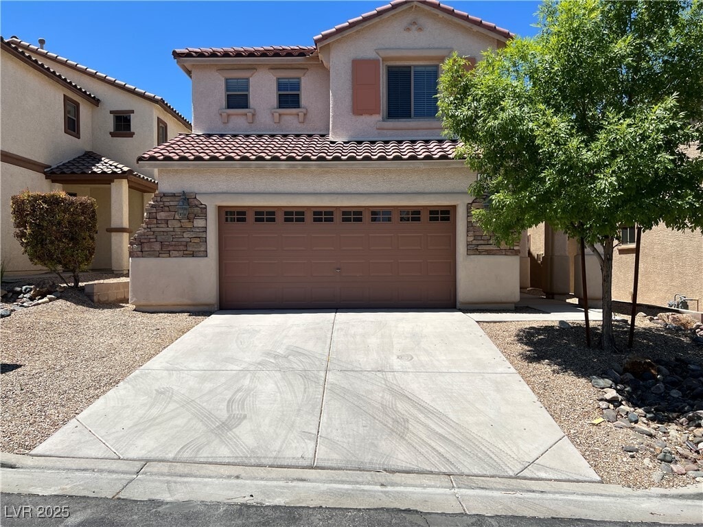 Foto principal - 1625 Yellow Tulip Pl