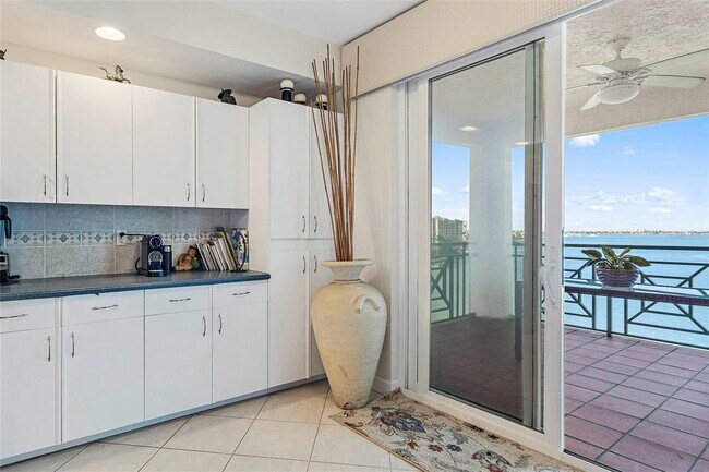Foto del edificio - For Rent