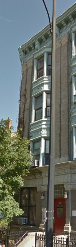 Primary Photo - 643 Franklin Ave