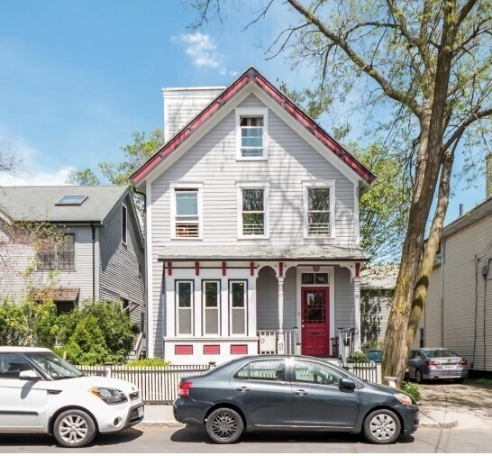 Primary Photo - 49 Lincoln St