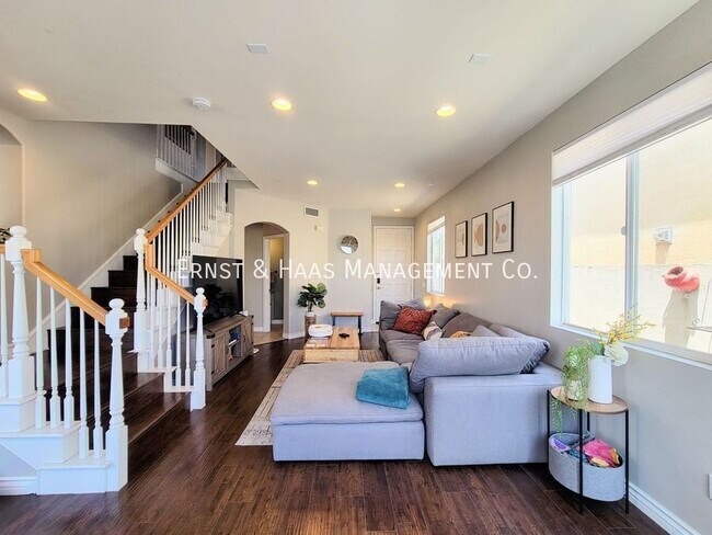 Building Photo - 15616 Firmona Ave