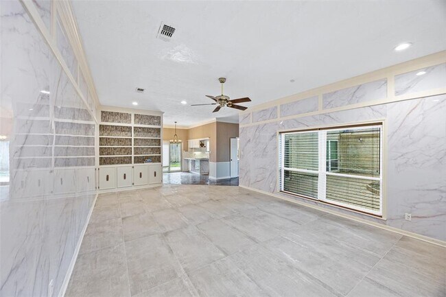 Foto del edificio - 10703 Cypresswood Dr