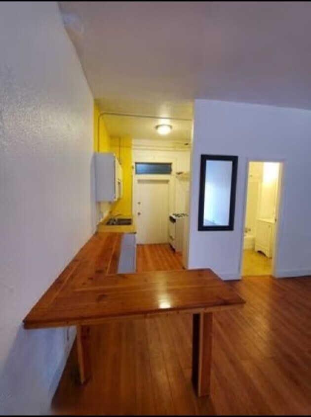 Primary Photo - 100 Dudley Ave